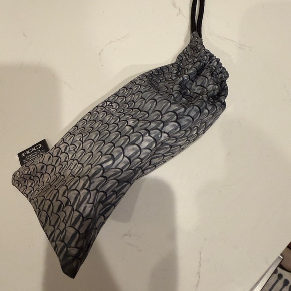 Oakley Latch Panel NEW - Picture 8 of 8